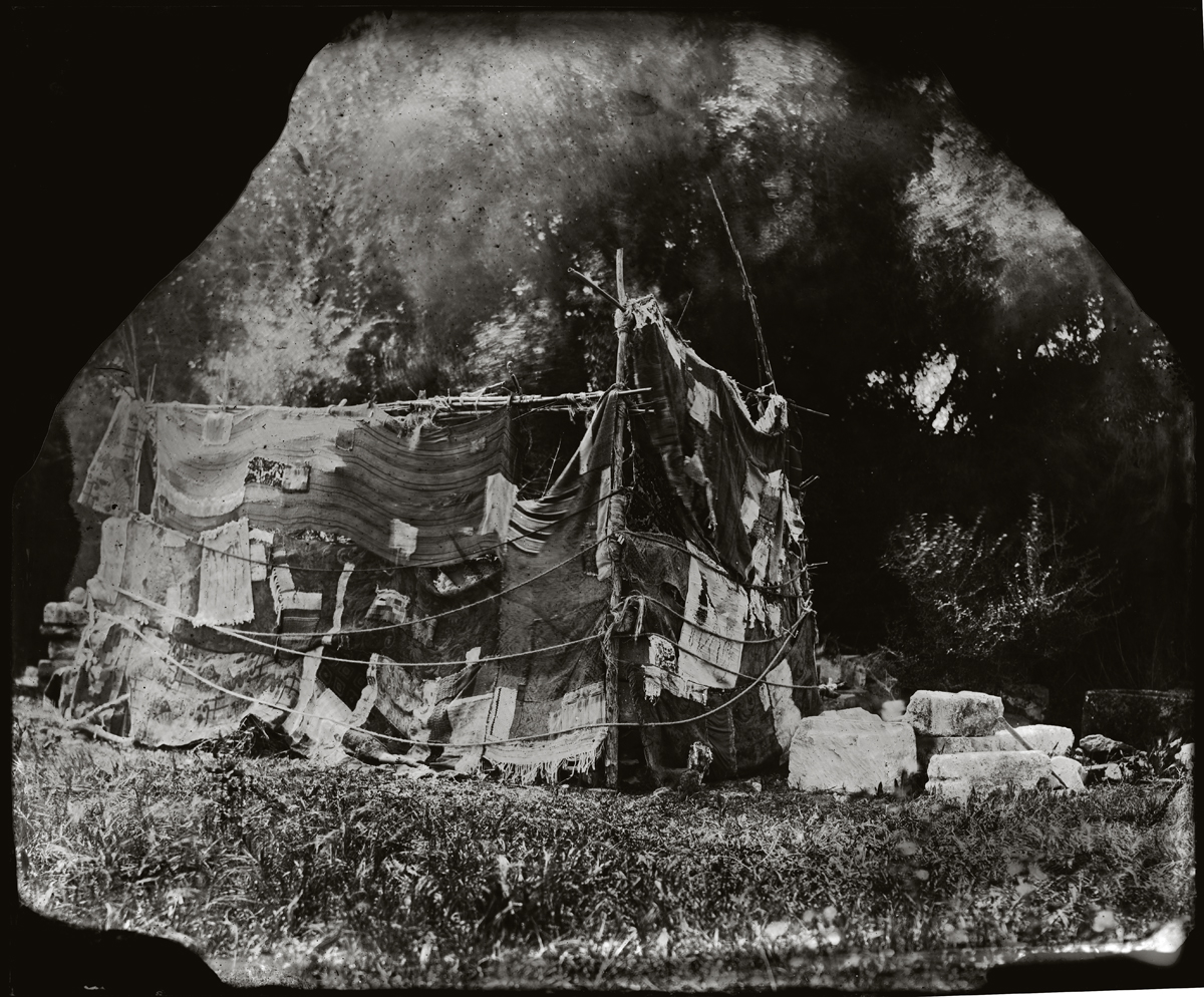 Fotografía de Gabriel Ramon para el proyecto "Refugio" con la técnica del colodión húmedo.